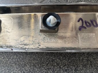 Lišta chromová Peugeot 2008 PZ - 5