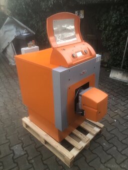 Prodám kotel na olej 17 - 20 Kw - 5