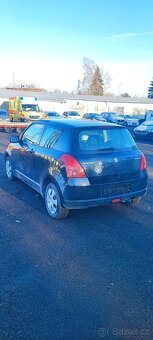Suzuki Swift 1.3 - 5