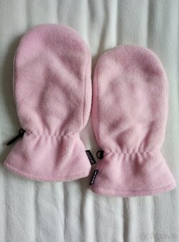 Dívčí čepice BRUNO BANANI,šála,palčáky,2 šátky - 5