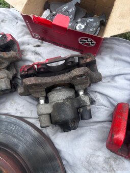 Třmeny BMW E46 325i - 5