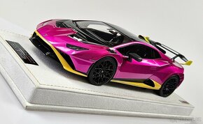 Lamborghini Huracán STO Viola Blast | MR Collection 1/18 - 5