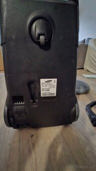 nefunkční vysavač Samsung SC6260 - 5