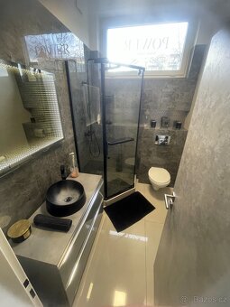💇♀️ Hledáme šikovnou kadeřnici do salónu - Zlín Malenovice - 5