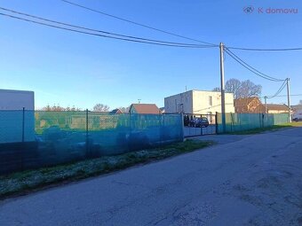 Prodej rodinného domu 4+kk, 3+kk a 2+kk, 250 m2, pozemek 196 - 5