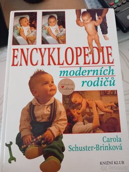 Knihy: Z lásky k dítěti, Smaragdové stezky, Kouzelná školka. - 5