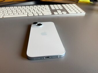 iPhone 15 128 GB modrá TOP stav + kryty - 5