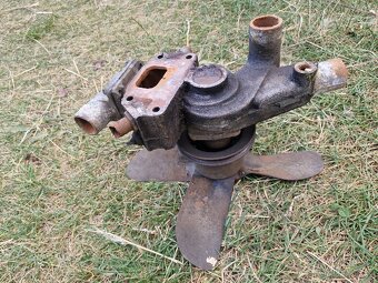 Vodní pumpa škoda Spartak Felicia octavia - 5