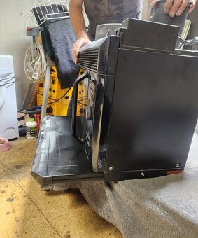 Vestavná mikrovlnná trouba s digestoří - 5