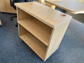 Kancelářský stůl - 5