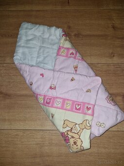 Zavinovačka a nová deka do autosedačky - 5