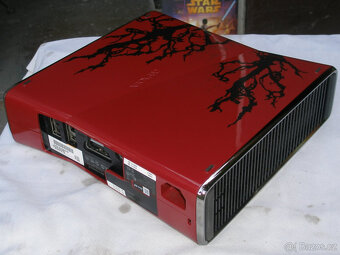 Microsoft Xbox 360 Slim 320GB Gears - kompletní balení - 5