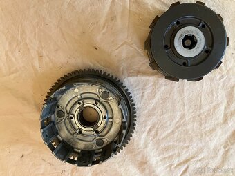 Spojka Suzuki GSXR 750 96-00 - 5