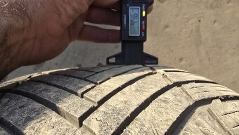 Zimní pneumatika 245/45/19 Imperial - 5