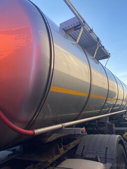 Cisterna Kassbohrer L4BH - 5