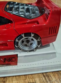 1:18 Ferrari F40 Japan Snow Drifting - 5
