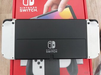 Nintendo Switch OLED - Top stav - 5