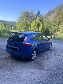 Renault Grand Scenic 1,9 dCi 96kW - 5