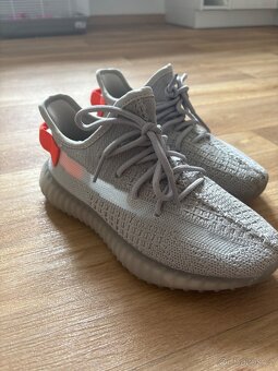 ADIDAS YEEZY BOOST 350 V2 TAIL LIGHT vel 37,5 - 5
