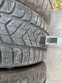 215/65/17 - Pirelli zimní sada pneu - 5