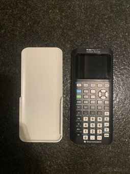 Prodám grafickou kalkulačku TI-84 Plus CE-T Python Edition - 5