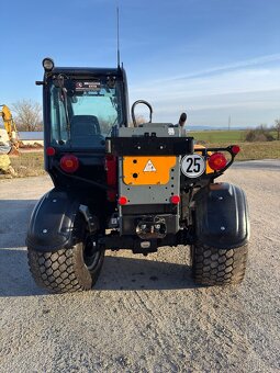 Teleskopický nakladač - 5