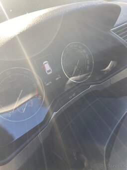 Škoda Superb III šedá - 5