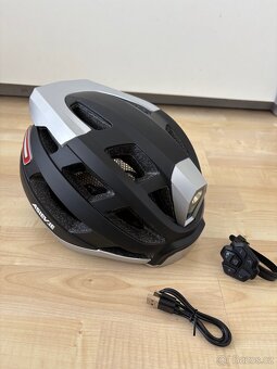 ASIEVIE Chytrá cyklistická helma s Bluetooth L - 5