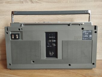 SONY CFS-D7 radiomagnetofon - 5