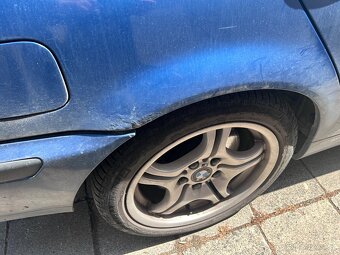 BMW e46 330xd 135kw 5q manual. - 5