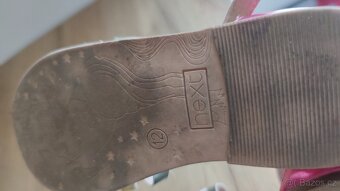 Next sandálky - 5