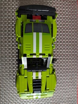 LEGO Technic 42138 Ford Mustang Shelby GT500 - 5