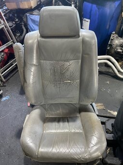 Kožené přední sedačky bmw e34 - 5