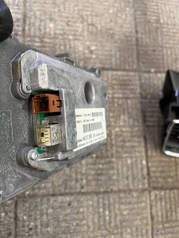 Peugeot 508 sw rok 2012 navigace /radio - 5