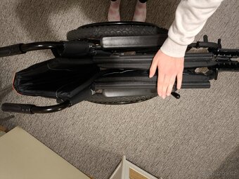 Zánovní invalidní vozík - 5