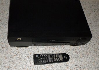 Videorekordér JVC HR-J672 - 5