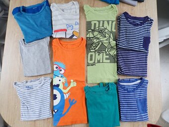 Dětská trička pro 2 - 3 leté zn. Mark and Spencer , Next - 5