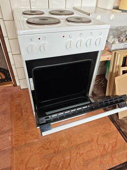 Elektrický sporák Mora ES 100 MW - 5