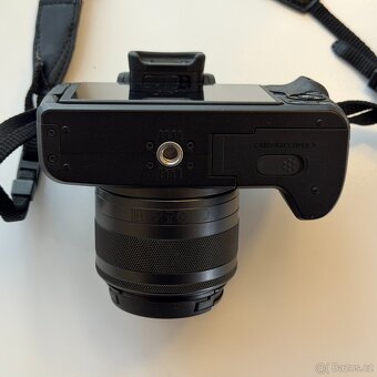 Canon M50 + 15-45mm - 5