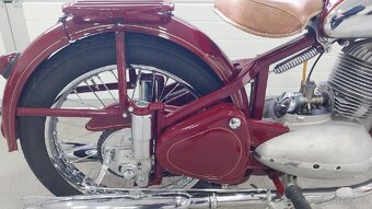 Jawa 250 Pérák - 5