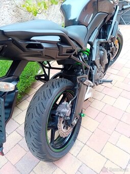 Kawasaki Versys 650 ABS, 35kw A2 - 5