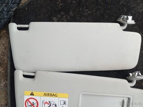 ŠKODA OCTAVIA 3 STÍNÍTKA A DRŽKY NA STROPNICI NEPOŠKOZENÉ - 5