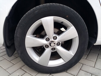 Škoda Rapid, 1,2 TSI 77kw, servisní knížka - 5