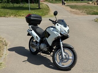 HONDA VARADERO XL125V, výkon 11kW - 5