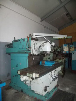 Univerzální frézka TOS FGSH 50 - 5