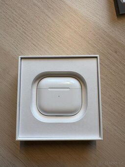 iPhone 13 Pro
128gb
Kondice baterie 79%, jinak jako nový - 5