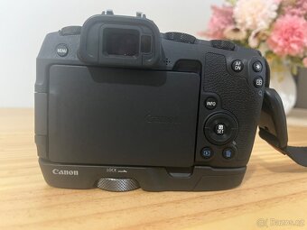 Canon RP + 2 objektivy - 5