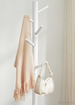 Nový rostoucí dřevěný věšák - 5