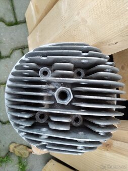Hlava motoru ČZ 250/455 - 5