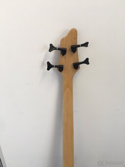Basová kytara Stagg - 5